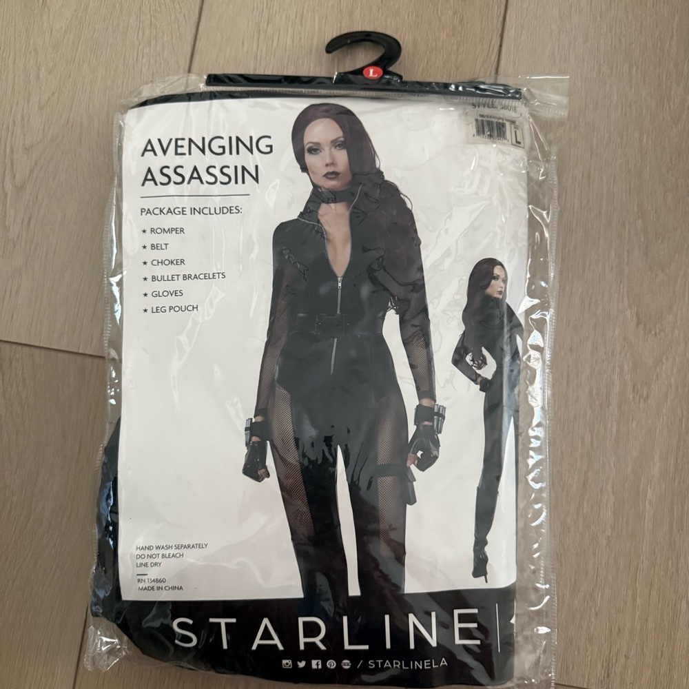 Starline Avenging Assassin Costume